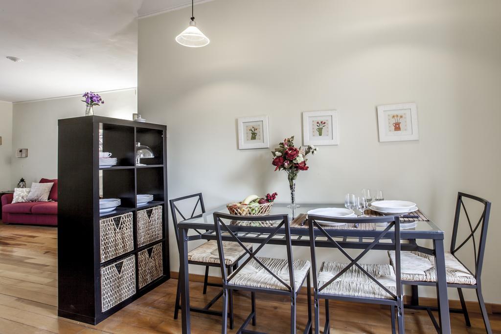 Apartment Domus Colosseum *